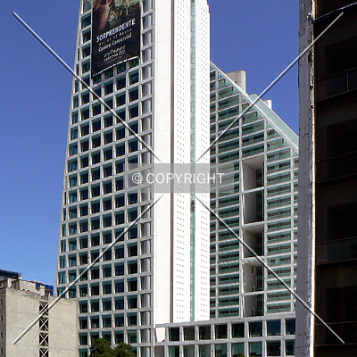 Reforma 222 Torre I by Luis Ibáñez