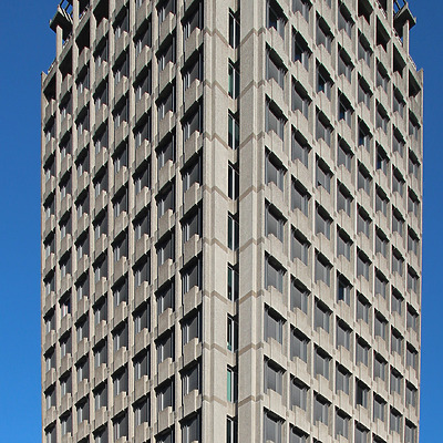 Ind-Eks huset by Kjetil Balog