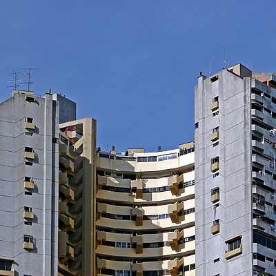 Pearl Bank Apartments by Horst Kiechle
