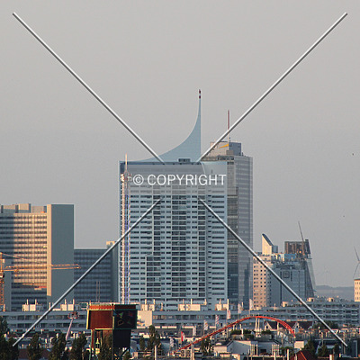 Hochhaus Neue Donau by Florian Barbier