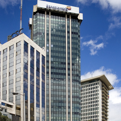 Edificio Davivienda by Jim Schwartz