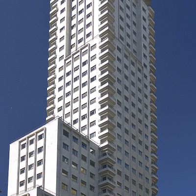 Torre de Madrid by Cesar Serrano