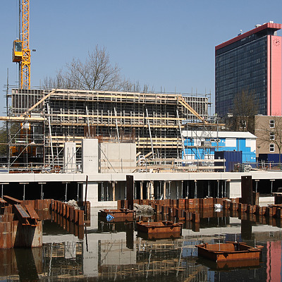 Studentencomplex Balthasar van der Polweg by Michiel van Dijk