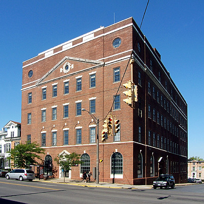 Verizon Building by John Cahill