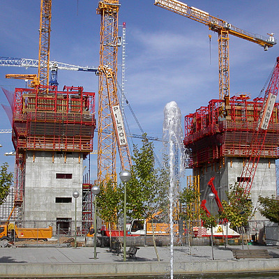 Torre Caja Madrid by Cesar Serrano