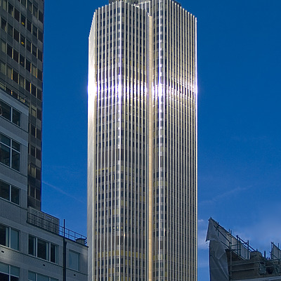 Tower 42 by Cesar Serrano