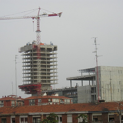 Torre BEC by Mikel Allende