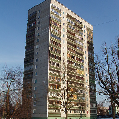 Vienibas gatve 168 by Laurijs Svirskis