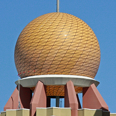 Hollywood Casino - Sunset Tower by Ryan Hildebrand