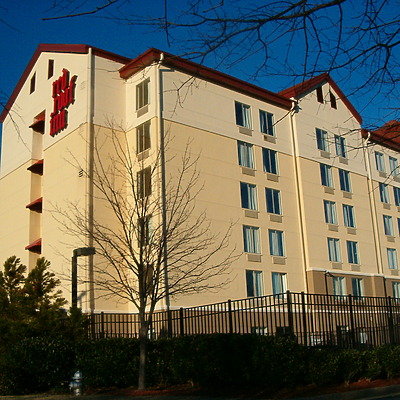 La Quinta Inn & Suites Atlanta Airport North by Rodney Gunn