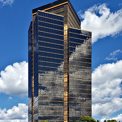 1000 Town Center by Ryan Hildebrand