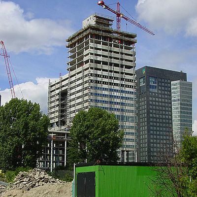 Ito-Toren by Michiel van Dijk