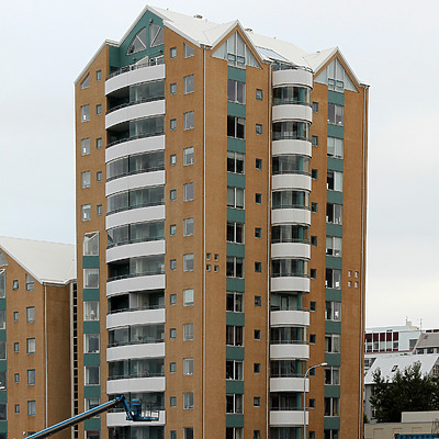 Skúlagata 20 by Kjetil Balog