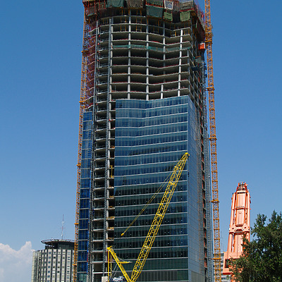 Torre Espacio by Cesar Serrano