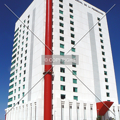 Palacio de Justicia Federal by Luis Ibáñez