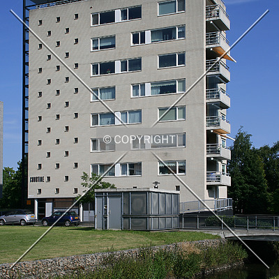 Courtine by René Hogendijk