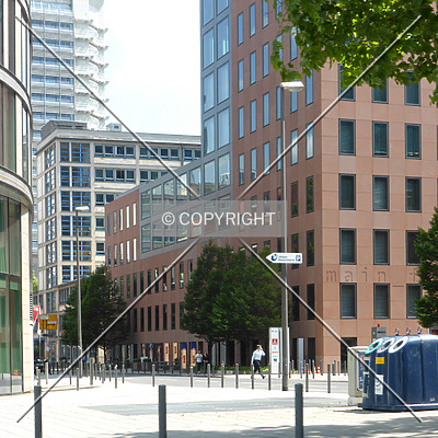 Hochhaus MainForum by Nephilim