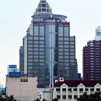 Bank Thai Tower by Huopa