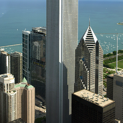 Aon Center by Marshall Gerometta