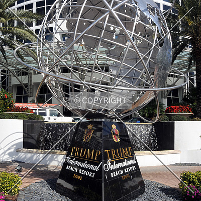 Trump International Sonesta Beach Resort by Jorge Molina