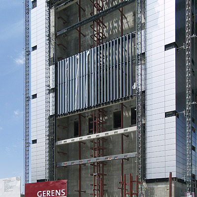 Torre Caja Madrid by Cesar Serrano