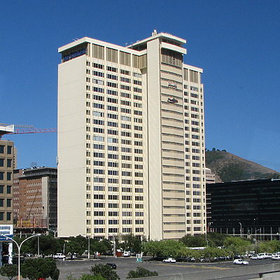 Naspers Centre by Kjetil Balog