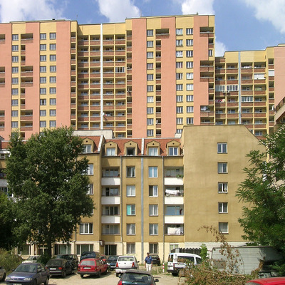 Zona B-5, Block 25 by Kaloian