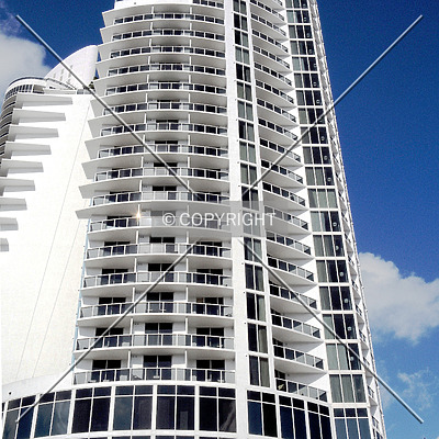 Trump International Sonesta Beach Resort by Jorge Molina