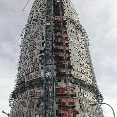 Torre Agbar by David Guija