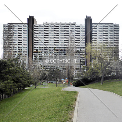 Wohnpark Alterlaa - Block A5-A8 by Nephilim