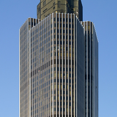 Tower 42 by Cesar Serrano