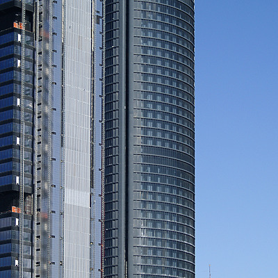 Torre Sacyr Vallehermoso by Cesar Serrano