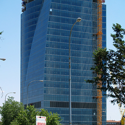 Torre Espacio by Cesar Serrano