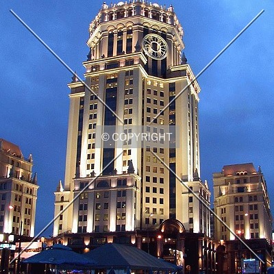 Paveletskaya Tower by Alexander Ulyanov