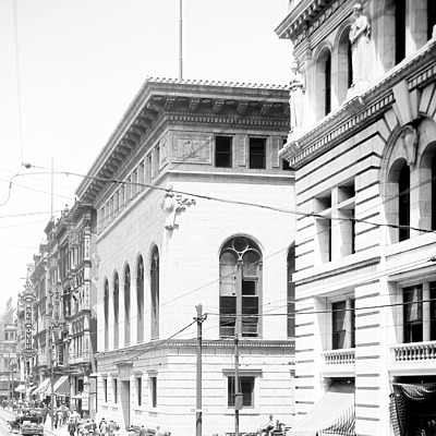 First National Bank Building by Library of Congress, Prints and Photographs Division, Detroit Publishing Company