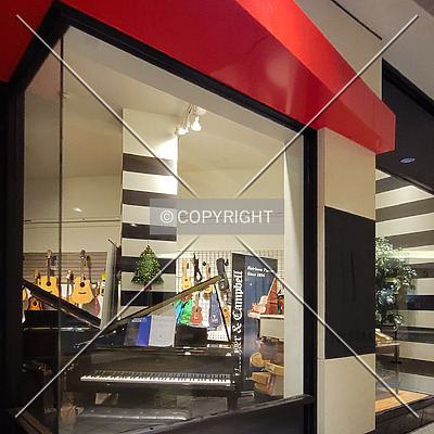 Chesterfield Mall by Ryan Hildebrand