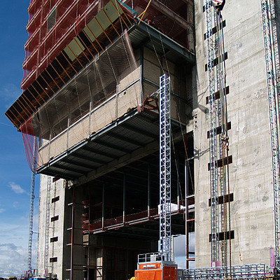 Torre Caja Madrid by Cesar Serrano