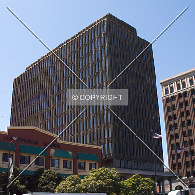 2150 Shattuck Avenue by Martin Bugajski