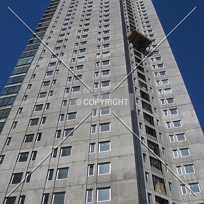Torre Renoir 1 by Maximiliano Buono