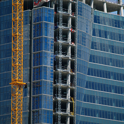 Torre Espacio by Cesar Serrano