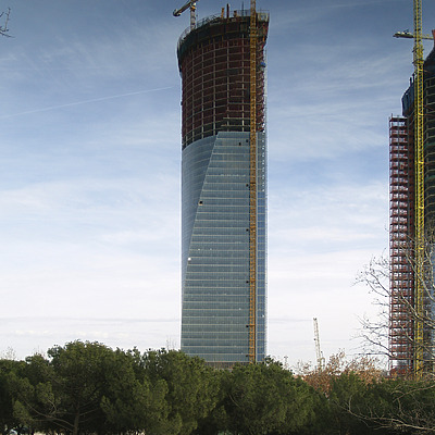 Torre Espacio by Cesar Serrano