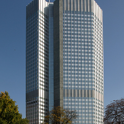 Bankgebäude BfG by Marshall Gerometta