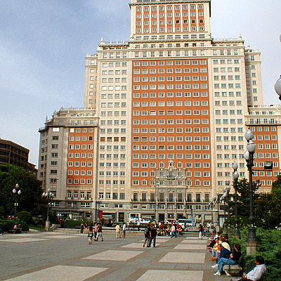 Edificio España by John Bek