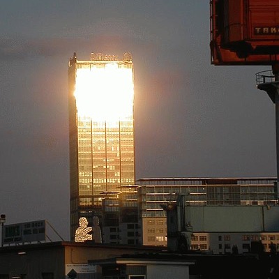Hochhaus Treptower by Cesar Serrano