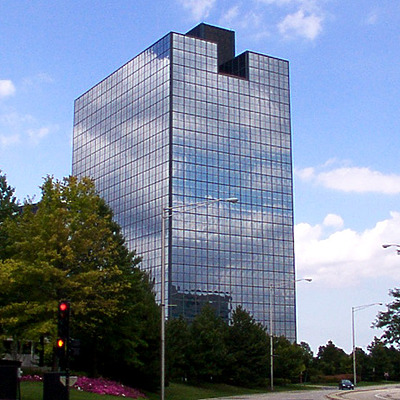 425 Woodfield Corporate Center by Daniel Kieckhefer