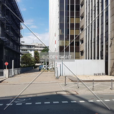 Frankfurter Büro Center by Nephilim