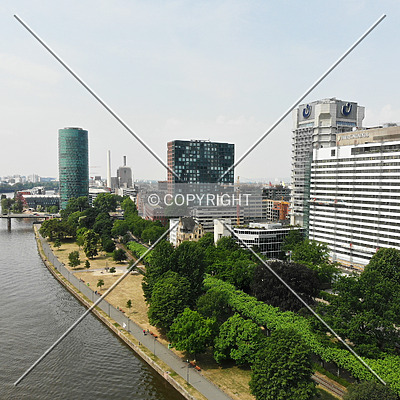 Hochhaus MainForum by Nephilim