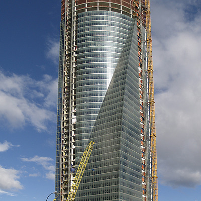 Torre Espacio by Cesar Serrano