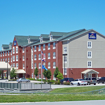 Holiday Inn Express Saint Louis West - O'Fallon by Ryan Hildebrand
