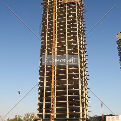Torre Repsol YPF by Maximiliano Buono